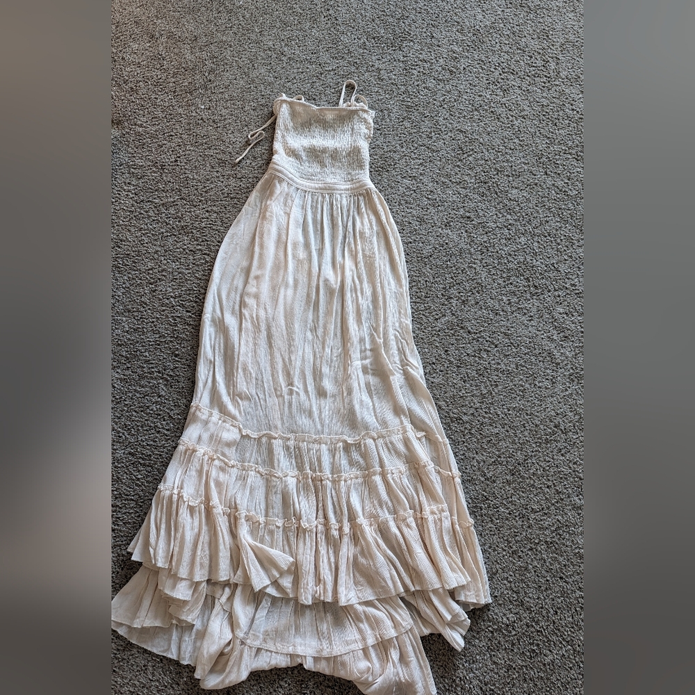 White maxi dress